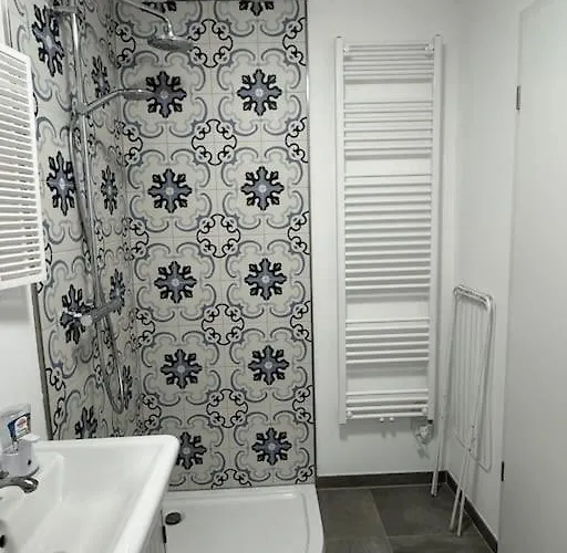 Modernes In * Üdersdorf