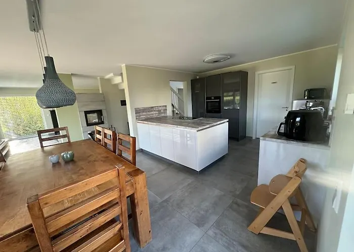 Modernes In * Üdersdorf