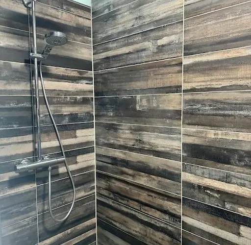 Modernes In Udersdorf